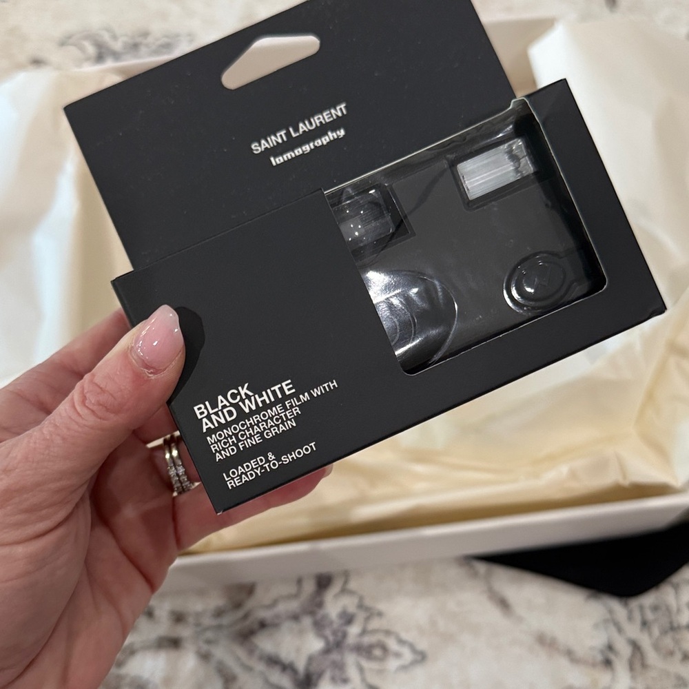 Saint laurent camera authentic sold out